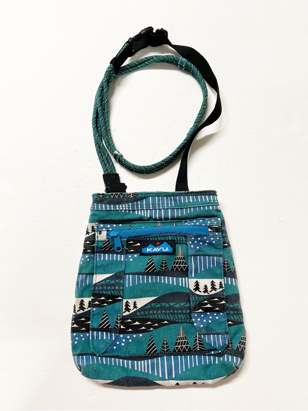 KAVU Teal Patterned Keepalong Semi Padded Sling Canvas Rope Crossbody Bag